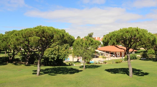 Grupo Pestana compra resort Vila Sol por 43 milhões de euros
