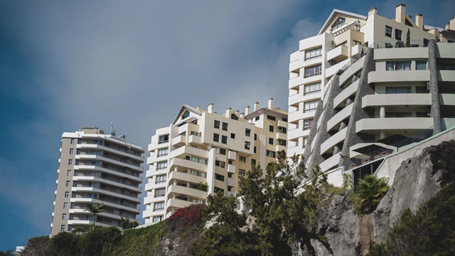 Surging Housing Prices in Portugal
